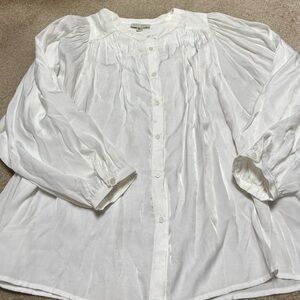 See U Soon Elegant White Button-Down Blouse